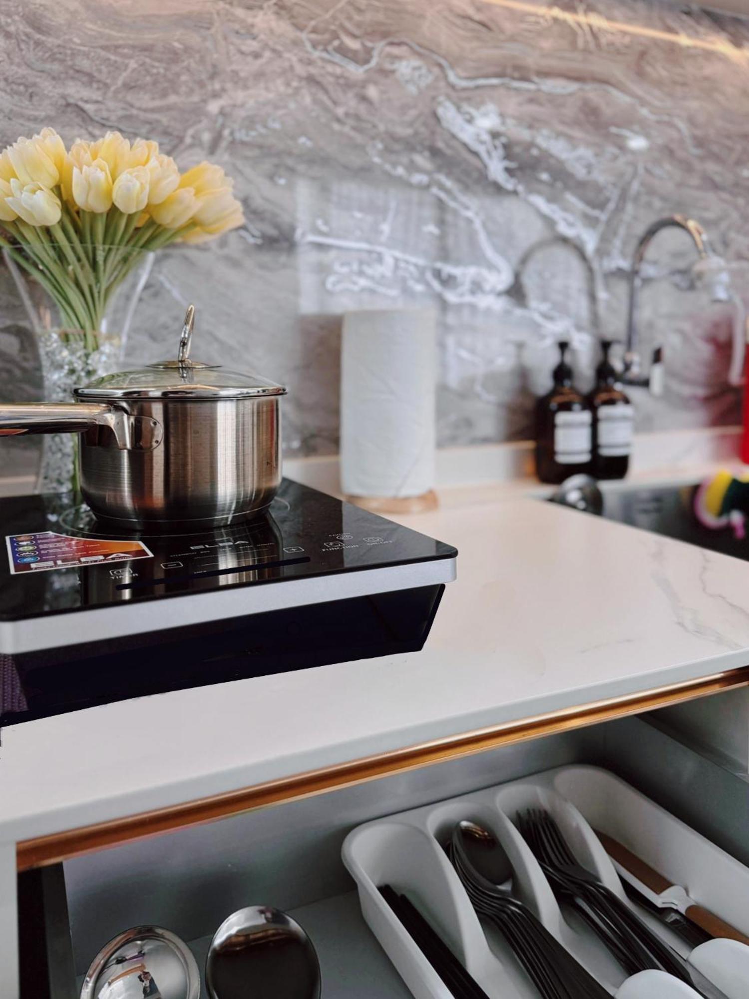 Urban Suites Two Or Three Bedroom Georgetown By Anc Jelutong Eksteriør billede