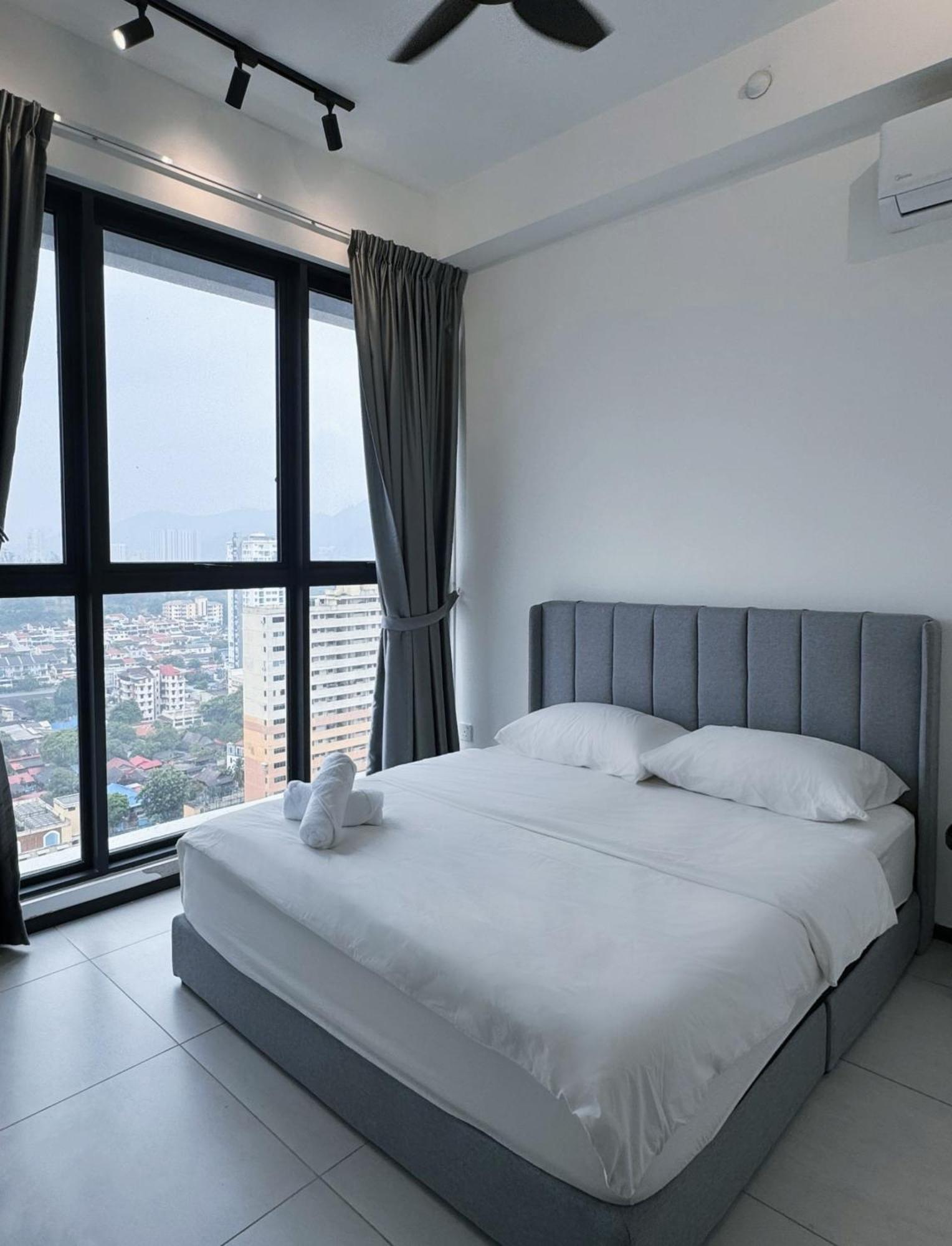 Urban Suites Two Or Three Bedroom Georgetown By Anc Jelutong Eksteriør billede